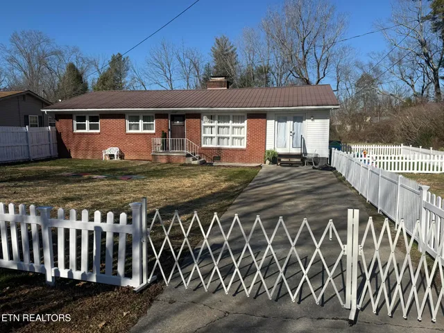 $197,000 | 1200 Chester Avenue, Middlesboro, KY 40965