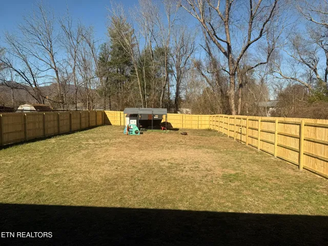 $197,000 | 1200 Chester Avenue, Middlesboro, KY 40965