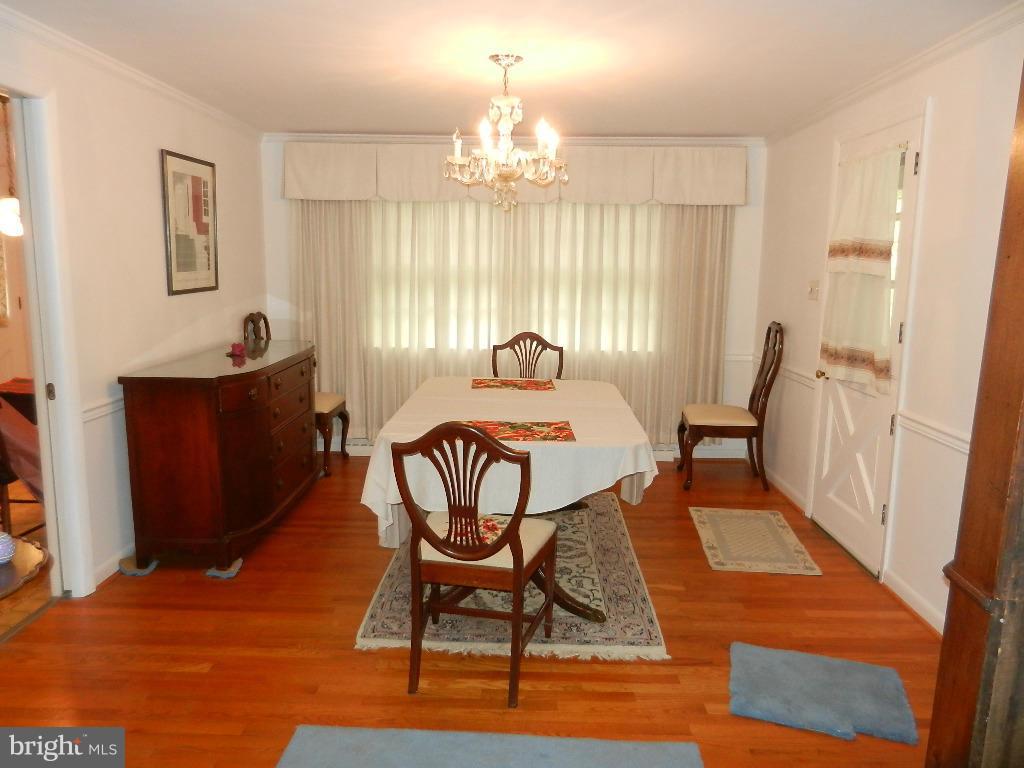 839 Windsor Road Cumberland, MD 21502 - Photo 6 of 21 Dining Room