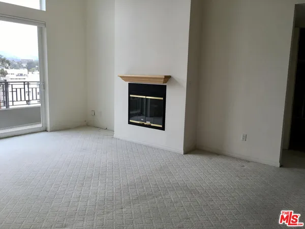 $5,400 | 12222 Wilshire Boulevard, Unit PH10, Los Angeles, CA 90025