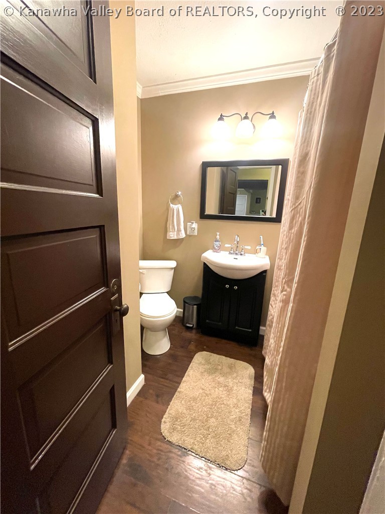 1038 Clay Road Spencer, WV 25276 - Photo 20 of 40 Gallery Image 20