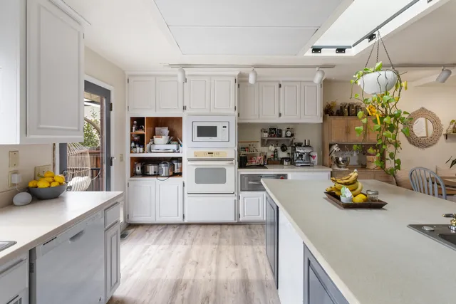 $419,900 | 771 Flower Ash Lane, Redding, CA 96003