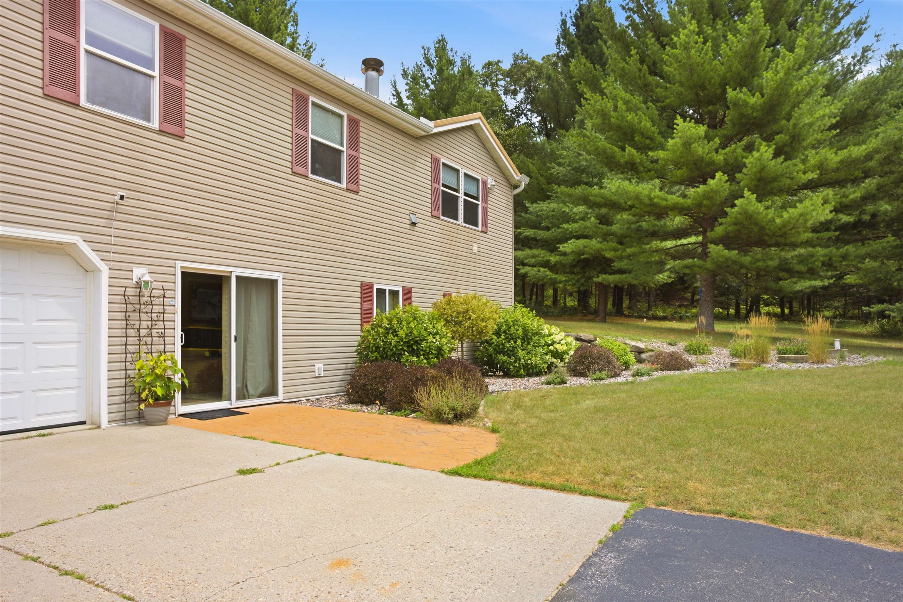 3982 State Road Wisconsin Dells, WI 53965 - Photo 2 of 67 Gallery Image 2