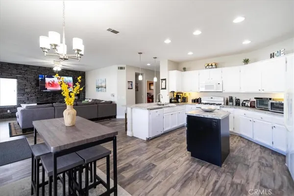 $6,000 | 32825 Canyon Crest Street, Wildomar, CA 92595