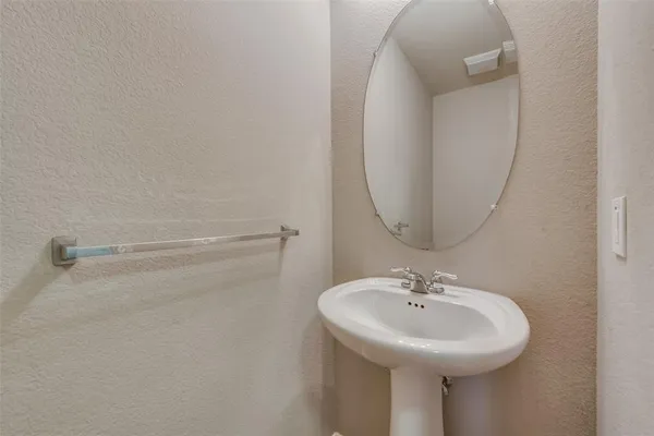 $2,595 | 13045 Michelle Drive, Frisco, TX 75035