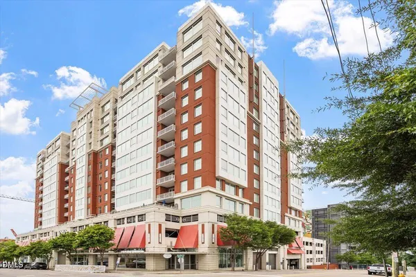 $450,000 | 400 West North Street, Unit 634, Raleigh, NC 27603