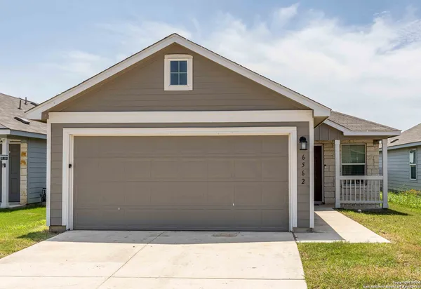 $1,500 | 6562 Runaway Row, Converse, TX 78109