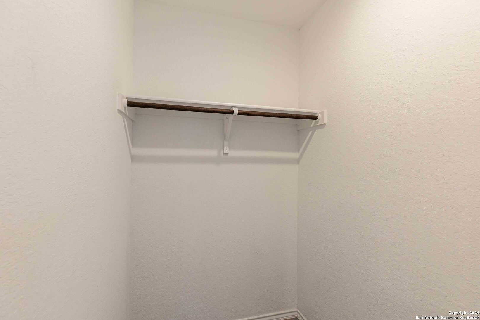 6562 Runaway Row Converse, TX 78109 - Photo 20 of 27