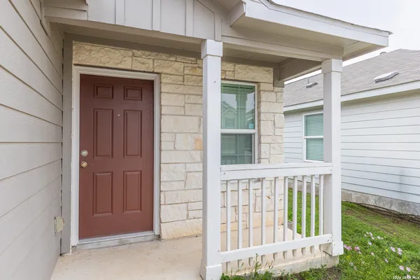 $1,500 | 6562 Runaway Row, Converse, TX 78109