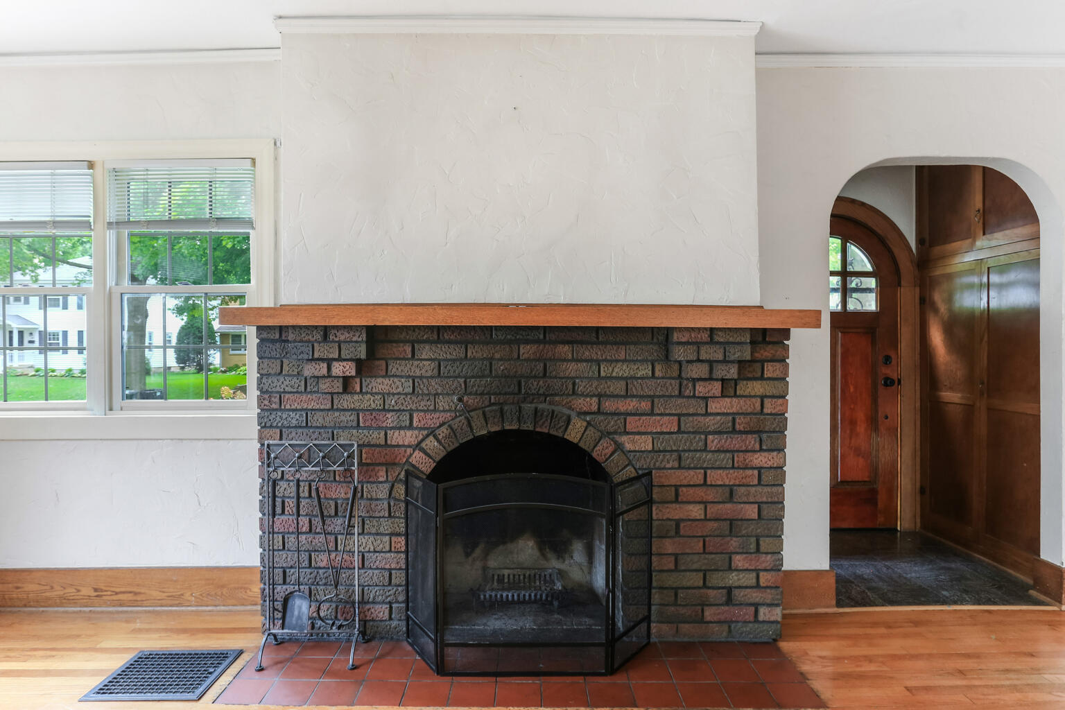 1206 West Healey Street Champaign, IL 61821 - Photo 9 of 42