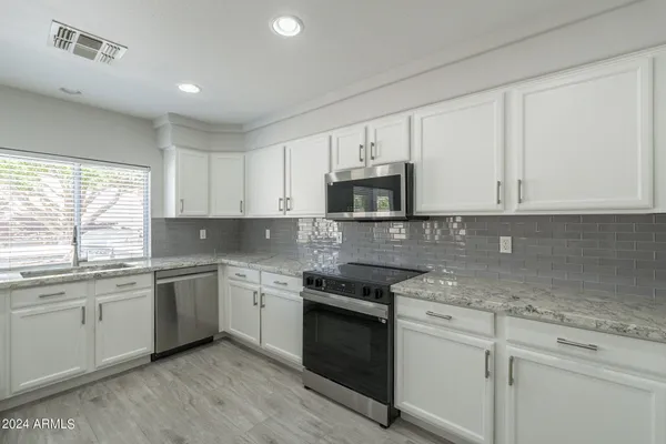$3,595 | 6326 West El Cortez Place, Phoenix, AZ 85083