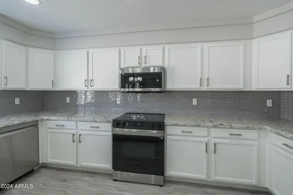 $3,595 | 6326 West El Cortez Place, Phoenix, AZ 85083