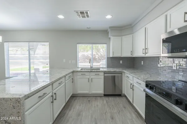 $3,595 | 6326 West El Cortez Place, Phoenix, AZ 85083