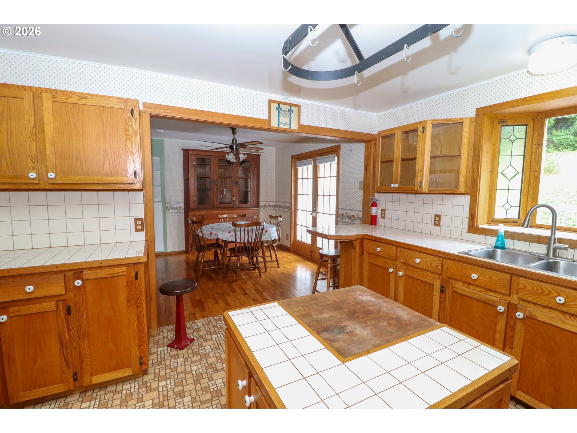 1338 D Street Coos Bay, OR 97420 - Photo 14 of 48