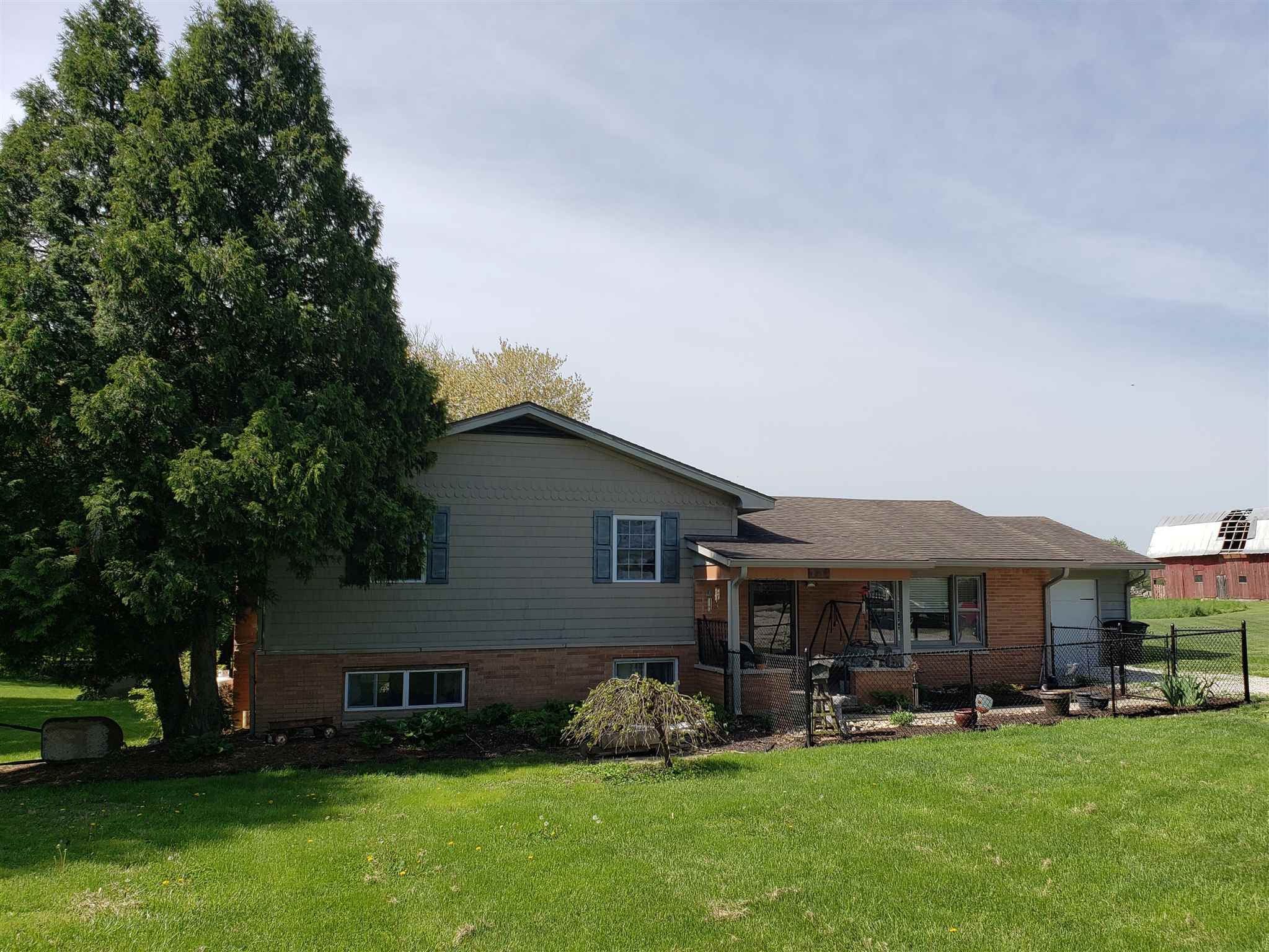 4555 West Woodyard Road Bloomington, IN 47404 - Photo 1 of 29