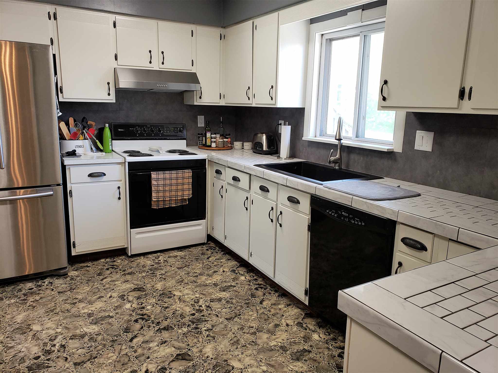 4555 West Woodyard Road Bloomington, IN 47404 - Photo 16 of 29
