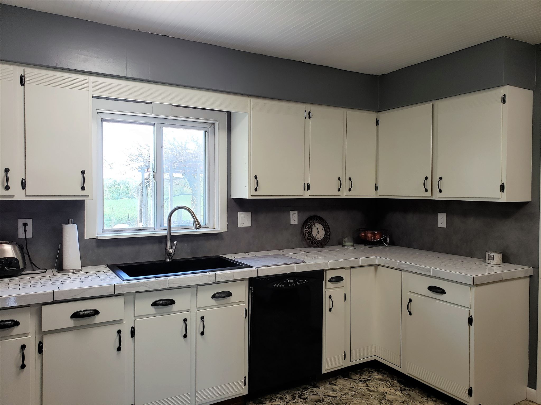 4555 West Woodyard Road Bloomington, IN 47404 - Photo 17 of 29