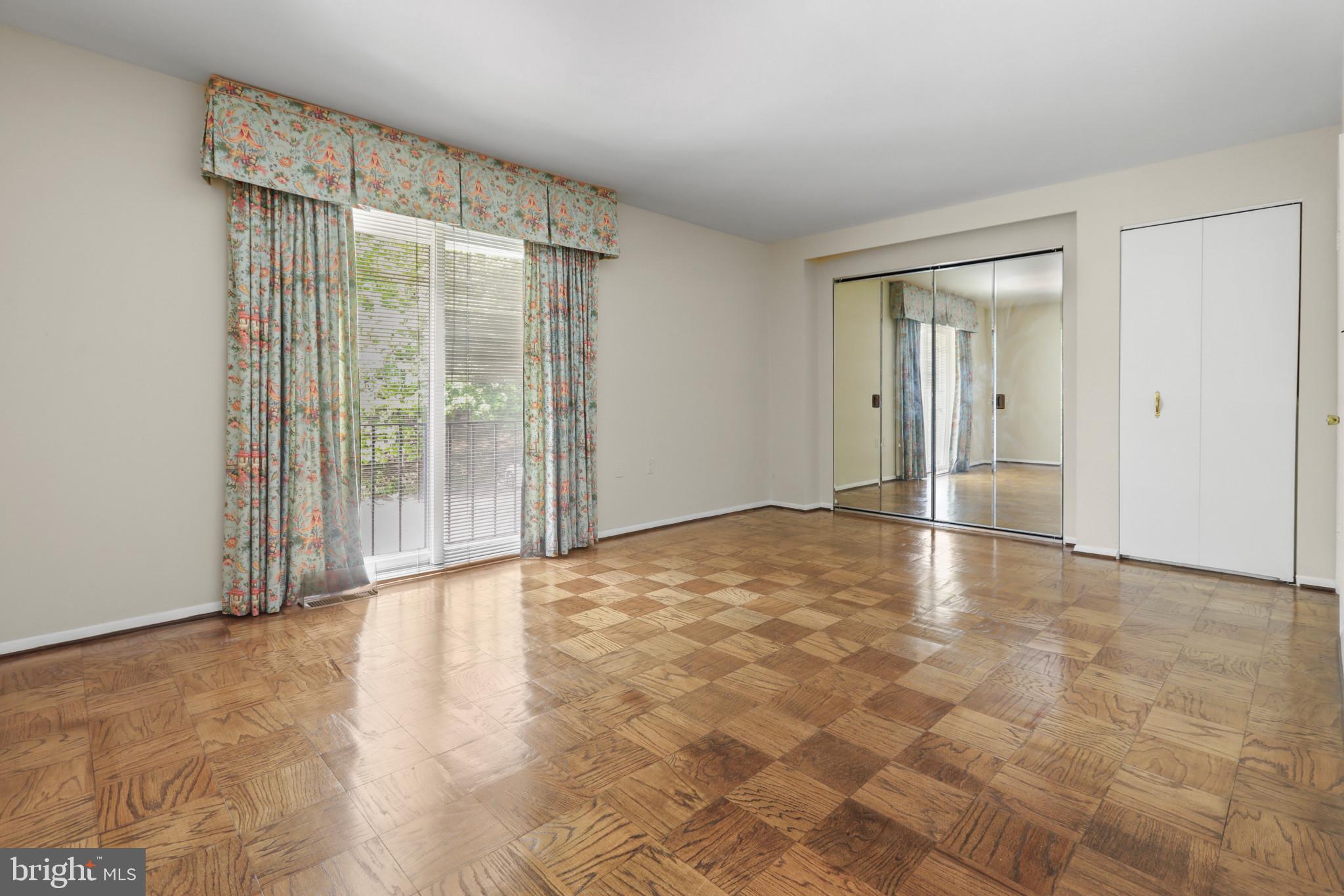 1989 Greenberry Road Baltimore, MD 21209 - Photo 19 of 35 Gallery Image 19