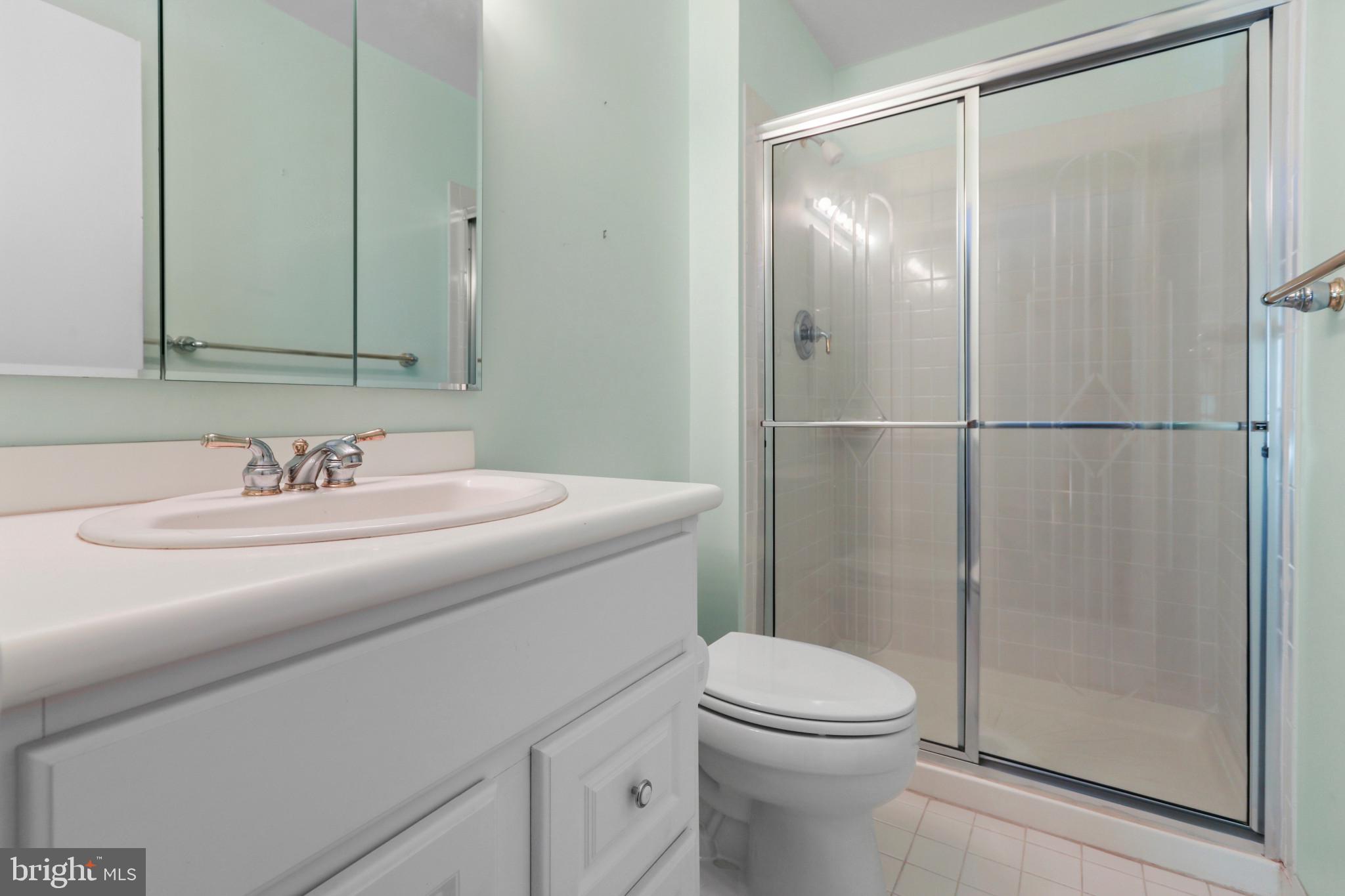 1989 Greenberry Road Baltimore, MD 21209 - Photo 20 of 35 Gallery Image 20