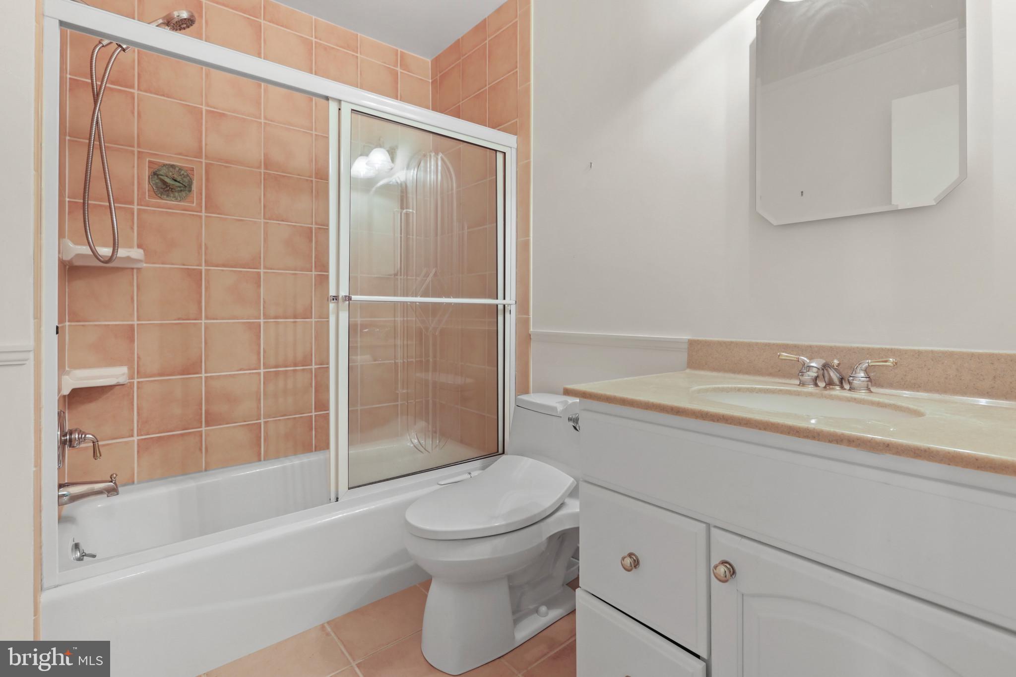1989 Greenberry Road Baltimore, MD 21209 - Photo 23 of 35 Gallery Image 23