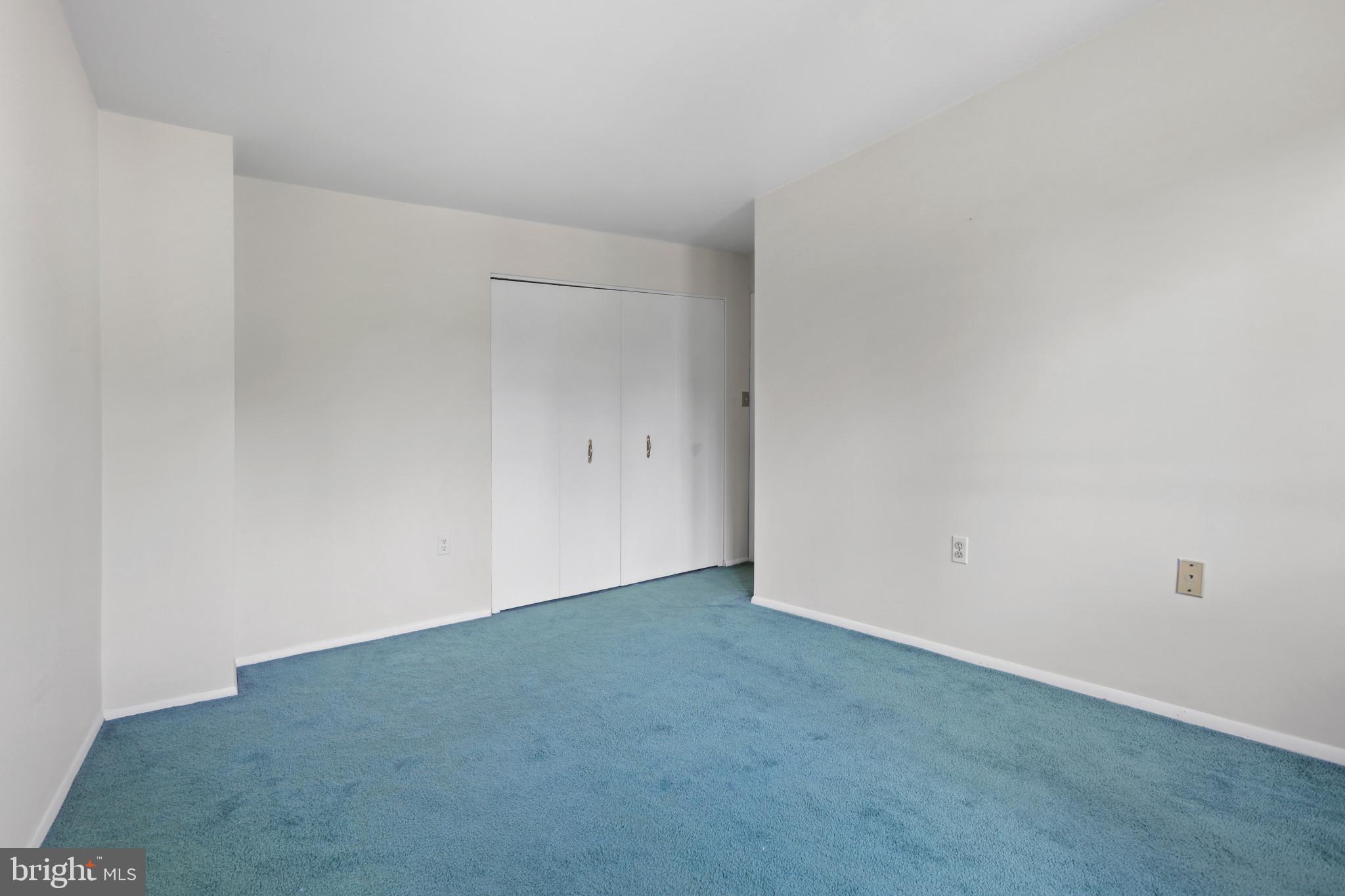 1989 Greenberry Road Baltimore, MD 21209 - Photo 25 of 35 Gallery Image 25