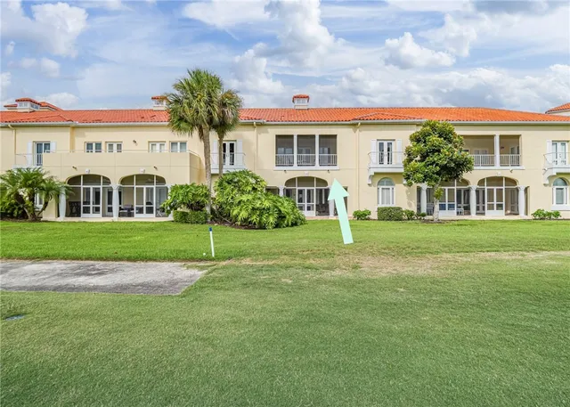 $245,000 | 5010 Harmony Circle, Unit 203, Vero Beach, FL 32967