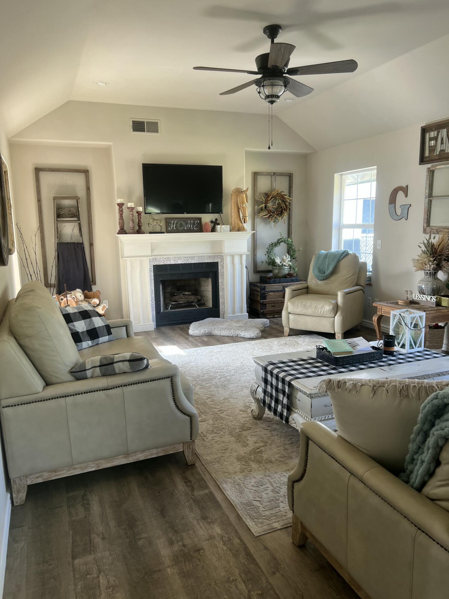 31620 Ave 176, Unit B Springville, CA 93265 - Photo 6 of 19 1000011731(1)