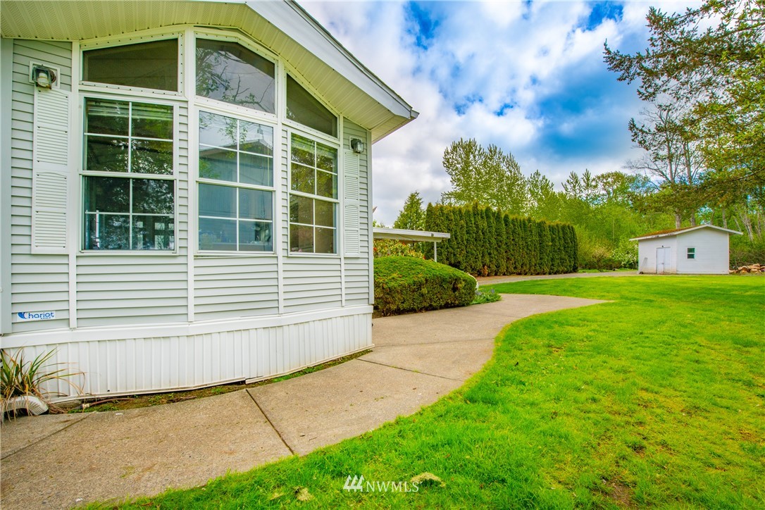 3237 Robertson Road Bellingham, WA 98226 - Photo 2 of 22 Gallery Image 2