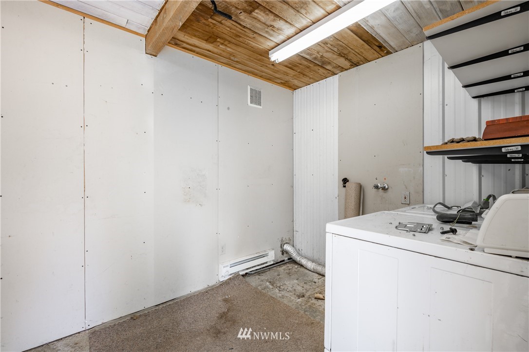 3237 Robertson Road Bellingham, WA 98226 - Photo 17 of 22 Gallery Image 17