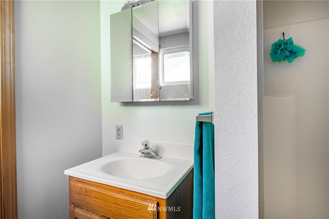 3237 Robertson Road Bellingham, WA 98226 - Photo 19 of 22 Gallery Image 19