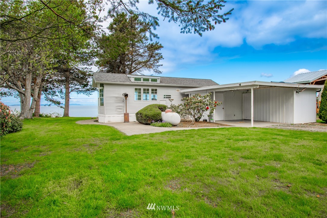 3237 Robertson Road Bellingham, WA 98226 - Photo 6 of 22 Gallery Image 6