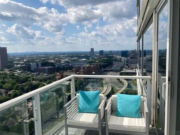 $5,000 | 45 Ivan Allen Jr Boulevard Northwest, Unit 2603, Atlanta, GA 30308