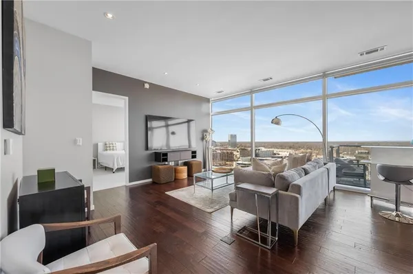 $5,000 | 45 Ivan Allen Jr Boulevard Northwest, Unit 2603, Atlanta, GA 30308