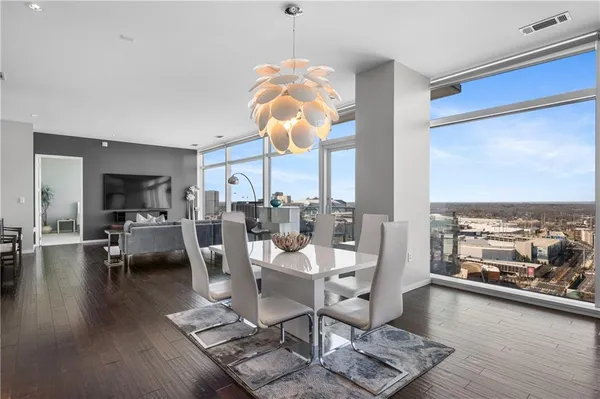 $5,000 | 45 Ivan Allen Jr Boulevard Northwest, Unit 2603, Atlanta, GA 30308