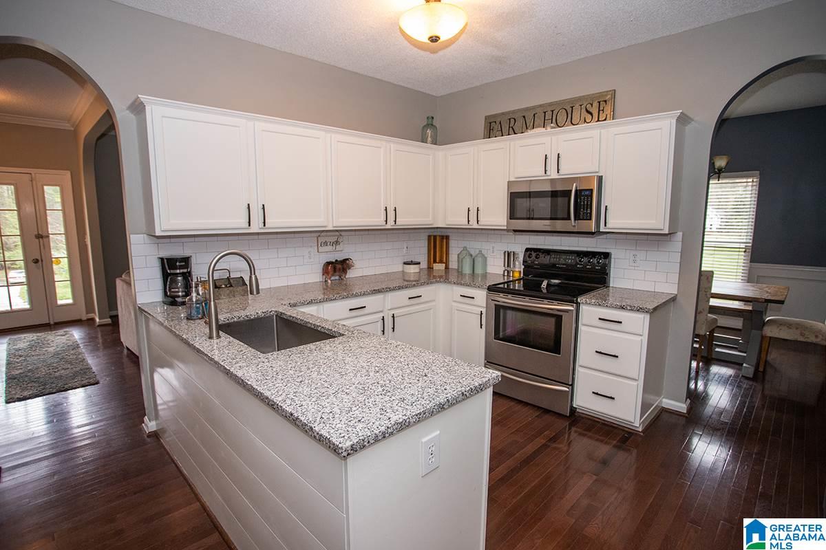116 Park Forest Terrace Alabaster, AL 35007 - Photo 8 of 29
