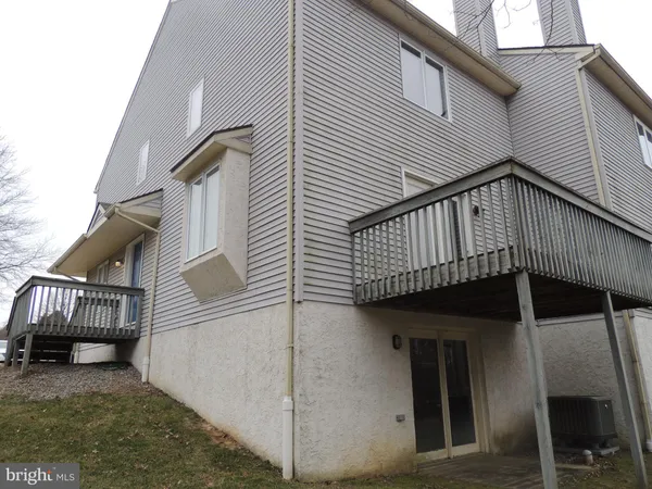 $2,650 | 404 Pinebrooke Circle, Unit 404, Downingtown, PA 19335