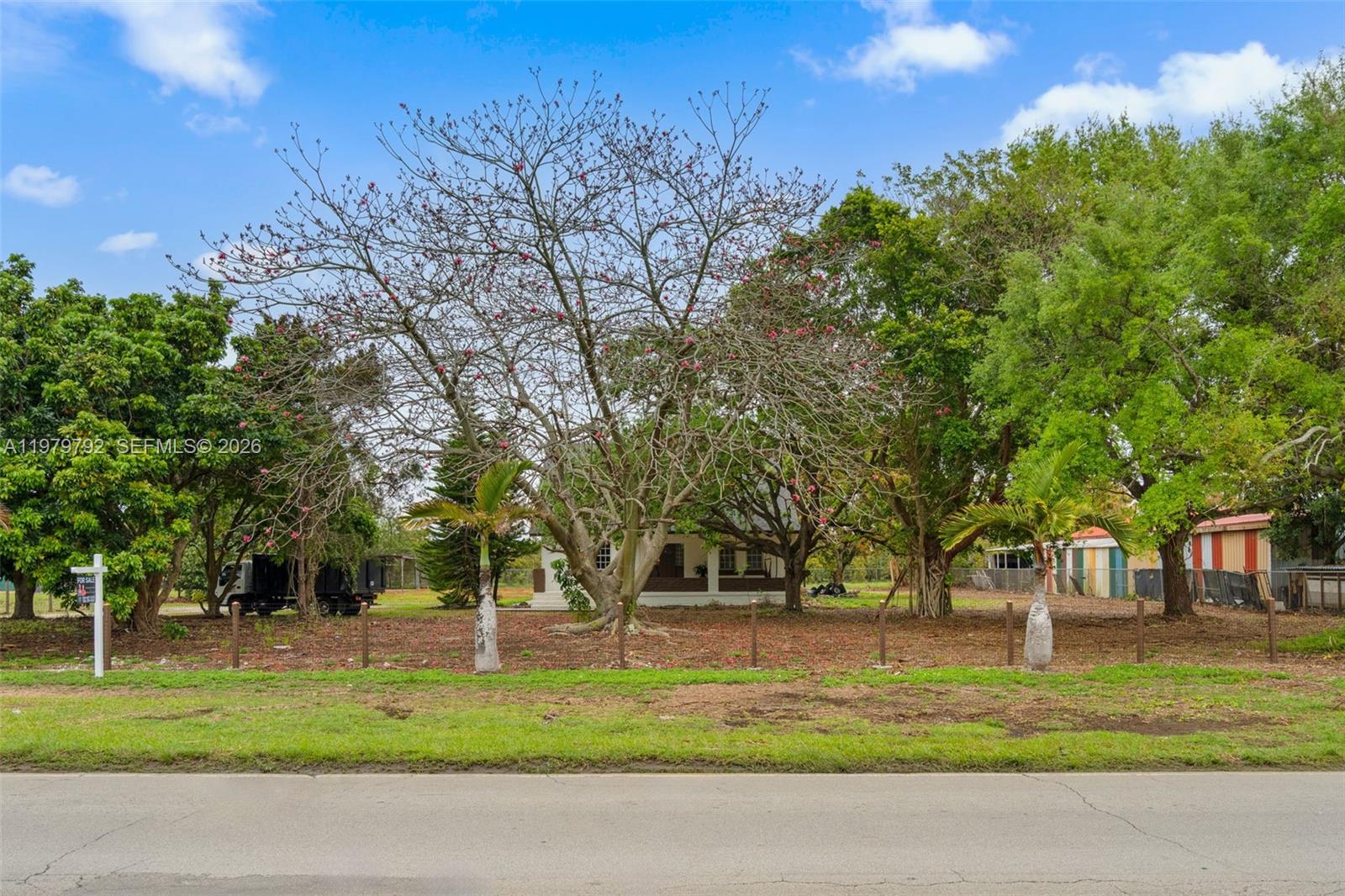 20255 Southwest 296th Street Homestead, FL 33030 - Photo 3 of 76