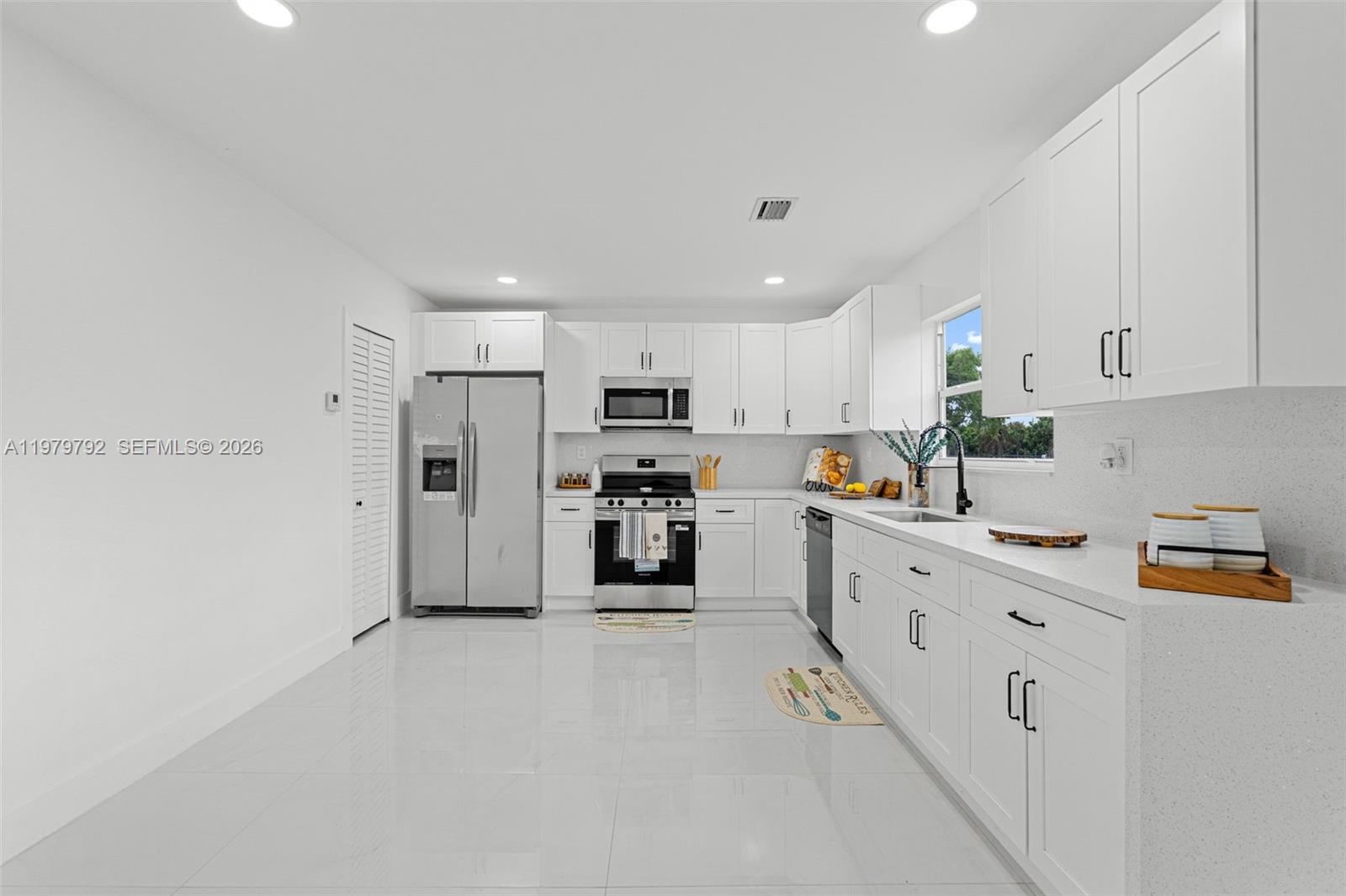 20255 Southwest 296th Street Homestead, FL 33030 - Photo 57 of 76