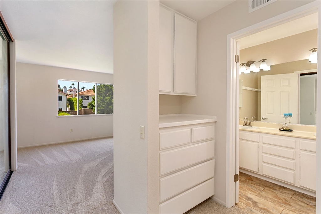 1925 Elm Ridge Drive Vista, CA 92081 - Photo 12 of 25