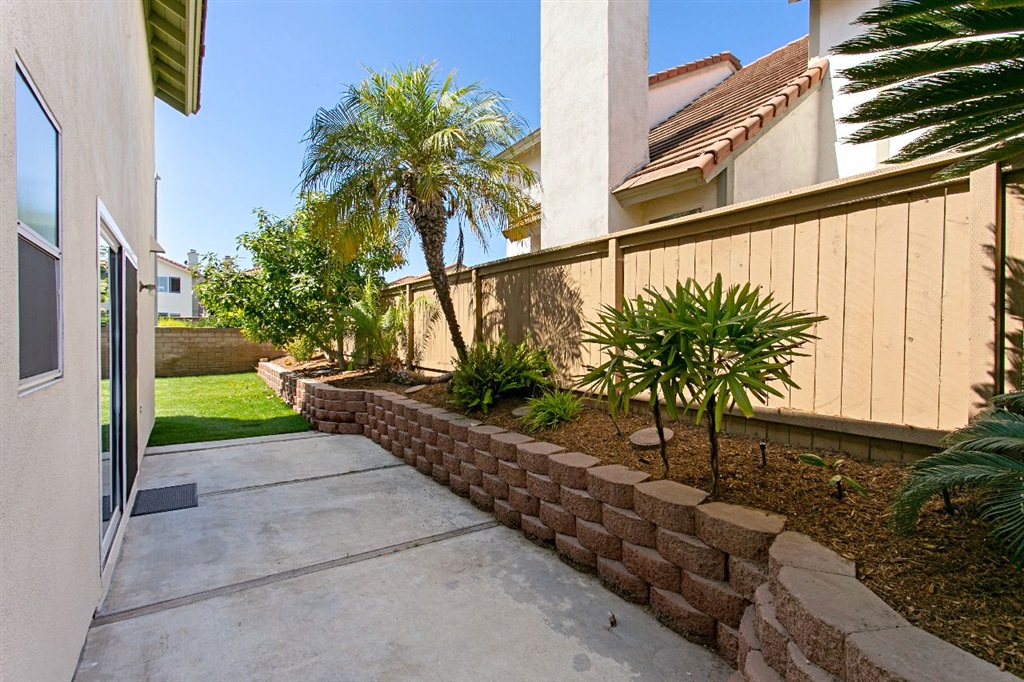 1925 Elm Ridge Drive Vista, CA 92081 - Photo 18 of 25