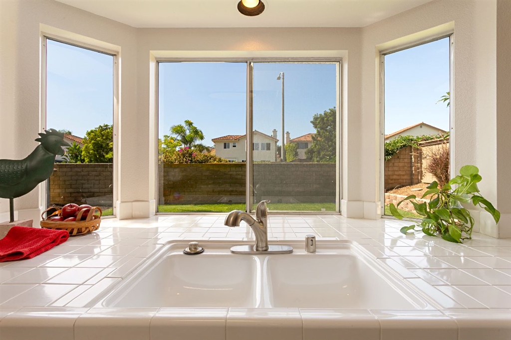1925 Elm Ridge Drive Vista, CA 92081 - Photo 8 of 25