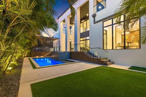 $3,150,000 | 730 Alda Way Northeast, St. Petersburg, FL 33704