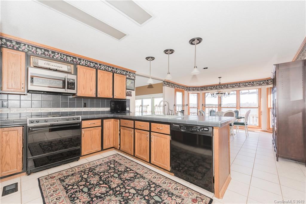 3912 Sandy Point Road, Unit 14 York, SC 29745 - Photo 11 of 36 Gallery Image 11