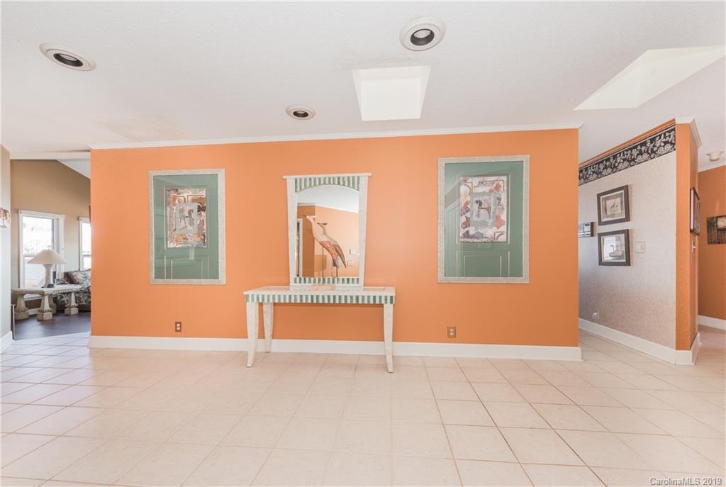 3912 Sandy Point Road, Unit 14 York, SC 29745 - Photo 5 of 36 Gallery Image 5