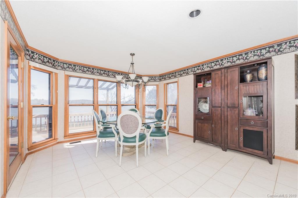 3912 Sandy Point Road, Unit 14 York, SC 29745 - Photo 8 of 36 Gallery Image 8