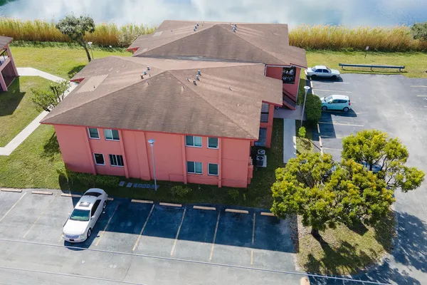 $2,150 | 2020 Northwest 119th Street, Unit 1121, Miami, FL 33167