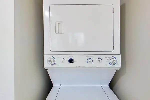 $2,150 | 2020 Northwest 119th Street, Unit 1121, Miami, FL 33167