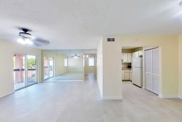 $2,150 | 2020 Northwest 119th Street, Unit 1121, Miami, FL 33167