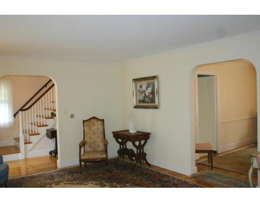69 Marilyn Road Milton, MA 02186 - Photo 3 of 12 Gallery Image 3