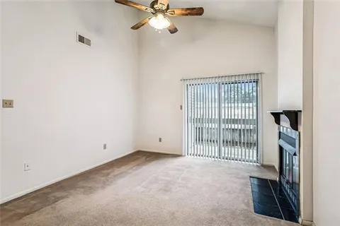 $129,900 | 212 Parkview Boulevard, Unit 212, Mandeville, LA 70471